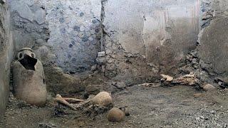 Skeletons of volcano victims found in ruins of Pompeii