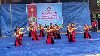 Múa Khăn  Poòng Văn Quỳnh