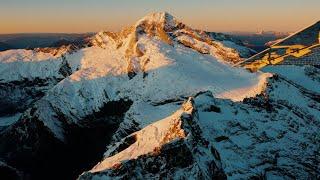 Sunrise over New Zealand's Alps 4K || Canon R5