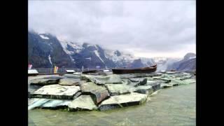 View at the 8 km long Pasterze Glacier on the Großglockner Mountain