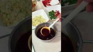 花了九个币在家做糖醋荷包蛋和青椒肉丝！真的巨下饭！ 抖音美食推荐官 青椒肉丝糖醋荷包蛋好吃到停不下来