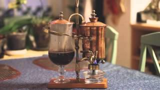 Royal Vacuum Brewer in Action - Brewing Coffee with a Balancing Syphon Brewer