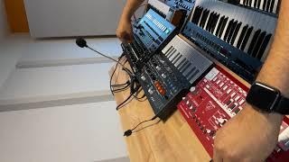 Eddie Le Funk jam on Roland Tr8s & Behringer td 3 Charlotte de witte Form