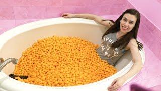 CHEESE BALL BATH EXPERIMENT!!!