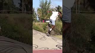 WHEN SKATER DO A AWESOME 2 7 #skate #skateboarding #blockboxtv