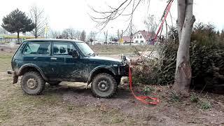 Lada Niva Seilwinde Test 2014  Тест Лебёдки в дествий