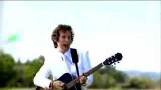 Ben Lee - Love Me Like The World Is Ending