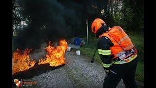 Pflichtbereichsübung 2017 - Verkehrsunfall eingeklemmte Person, Schadstoffeinsatz