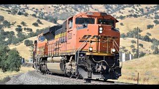 HOT SUMMER DAY WITH LOTS OF TRAINS OVER TEHACHAPI 4K (JUNE 2024)