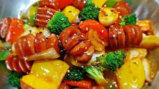 Stir-fried sausage and vegetables