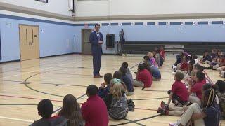 Rockford Mayor fields tough questions from third graders at Welsh Elementary