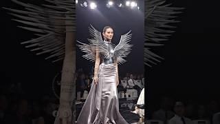 Hoa Hậu Huỳnh Trần Ý Nhi đại diện Việt Nam Miss World 2025 Hoa Hậu Thế Giới 2025 catwalk Fashion