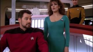 Riker is receiving 285,000 Hails Star Trek TNG (HD)