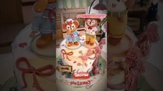 Adorable ShellieMay Bear Cake Sculpture #cakedesign #artisticbaking #shorts #youtubeshorts #viral