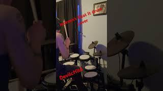 #michaeljackson #beatit #drumcover #drums #80smusic #rock #rhythm #time #selftaught #fyp #reels #raw