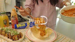 Rosé Tteokbokki on crunchy bowl. First Gimbap & Buldak, Walnut cake with red bean paste