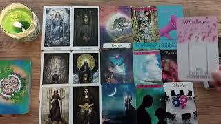 Tam Şu Anda Neler Hissediyor? Tarot