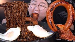 SUB) 김치에 냠냠~![[ 짜파게티 킬바사소세지 계란후라이까지!]] 먹방 ( Chapagetti ) Black Bean Noodles Kielbasa Sausage Mukbang