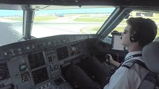 Landing at Chicago-Midway on an Airbus A319