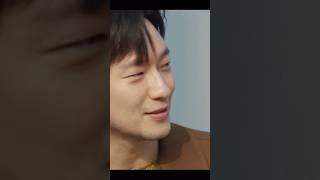 잘생기지 않았냐 #구씨