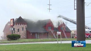 Crews battle fire at Maxi’s Food and Spirits Barn in South Bend