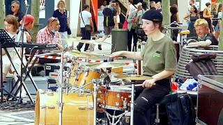 LightHouse Center in My Zeil Frankfurt Germany | Drum