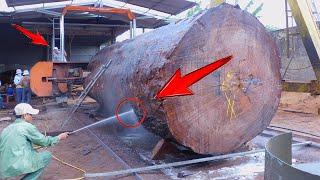 [ Entire large tree ]  Sawing giant thousand year old wood Cutting into long slabs and processing