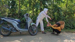 Single Mother: Harvesting beans to sell on the way back to meet a strange woman bullying