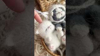 Все котики разъехались по домам. По мк Марии Никулиной #вязаныйкотенок #котики #вязаныеигрушки
