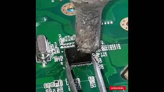 how to Remove micro chip from circuit Board