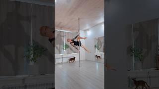 Хотите научиться выполнять трюки на пилоне? #пилон #poledance