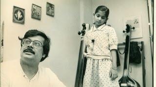 Little Kaushiki Learning From Guruji Clip