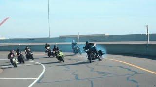 HARLEY BURNOUT DRIFT WHEELIES