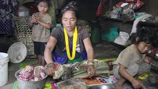 Traditional village life || Cooking and eating style in village