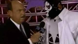 La Parka ''Speaking'' English