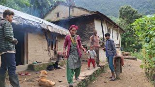 Most Peaceful And Beautiful Mountain Village Life of Nepal | Rainy Day | Small Village Life of Nepal