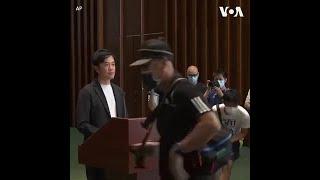 香港立法会最后一名反对派议员被取消议席