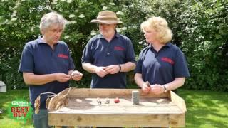 Gardening Knives | Product Test | Kitchen Garden Magazine |