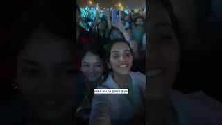 Reality of music concerts & phone addiction is real went to Prateek kuhad concert