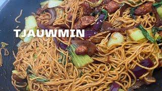 TJAUWMIN ZO LEKKER   CHOWMEIN #chowmein #surinaamsegerecht