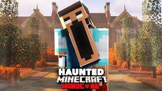 Surviving in a 100 Year Old Haunted Mansion in Hardcore Minecraft