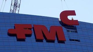 Installation of FMC's Logo on FMC Tower