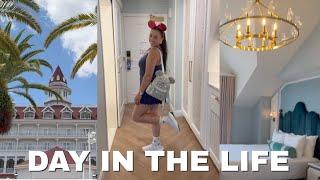 DAY IN THE LIFE | DISNEY WORLD DAY 2 | CHECKING INTO THE GRAND FLORIDIAN | ROOM ROUR | MAGIC KINGDOM