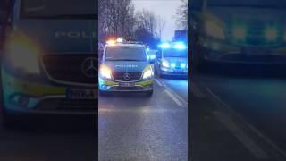 #POLIZEI #Einsatzfahrt #Einsatzfahrzeuge #Polizeiwagen #Streifenwagen #Vito #Benz #Einsatz #Schutz