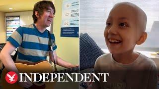 Plain White T's singer performs Hey There Delilah for young cancer patient with same name