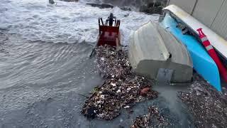 High Tide & Windstorm Hit Burien's Three Tree Point on 12/18/24 #2 – courtesy Jody Bannon