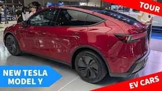 2025 Tesla Model Y vs 2024 Explained + Juniper Australia Walkaround