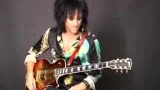 Steve Stevens (Billy Idol) guitar lesson & interview