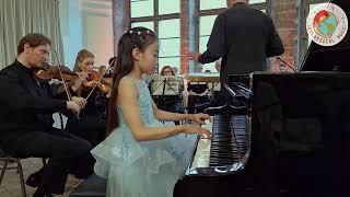 Emily Fang performs Beethoven