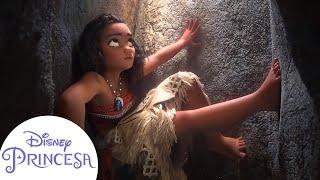 Maui atrapa a Moana | Disney Princesa